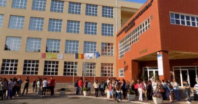 2200 de candidați înscriși la admitere la Universitatea „Vasile Alecsandri” din Bacău