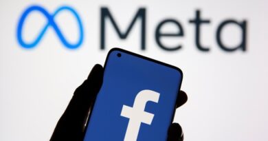 A picat Facebook: Utilizatorii raportează că au fost dați afară din cont