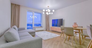 Când becul tău LED îți spune că ceva nu e în regulă cu rețeaua electrică